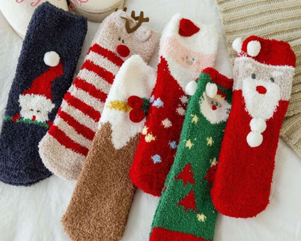 High Quality Soft Warm Floor Socks Christmas Stocking Gift Box 4