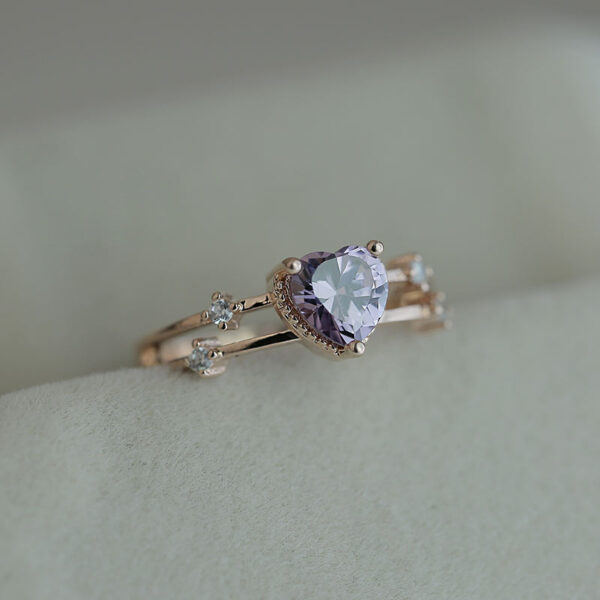 Romantic Rings For Women With Bright Purple Heart Shaped CZ Stone 5