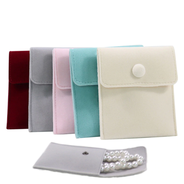 Gift Jewelry Packaging Bags with Snap Fastener Quality Velvet Jewelry Pouches 1
