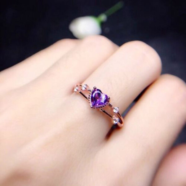 Romantic Rings For Women With Bright Purple Heart Shaped CZ Stone 2