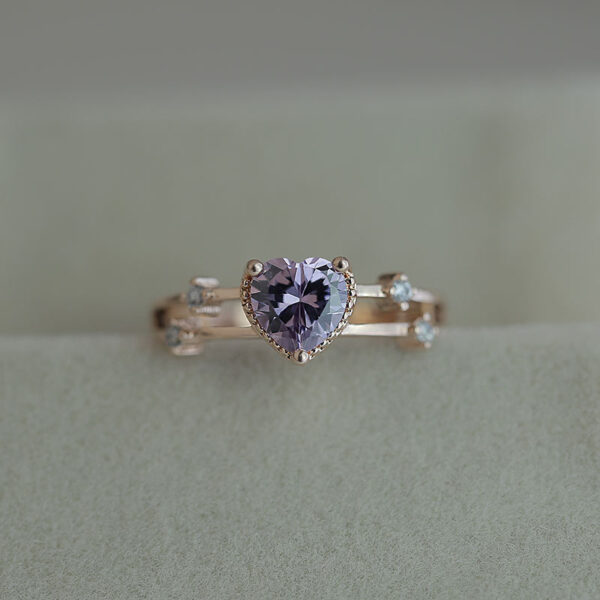 Romantic Rings For Women With Bright Purple Heart Shaped CZ Stone 4