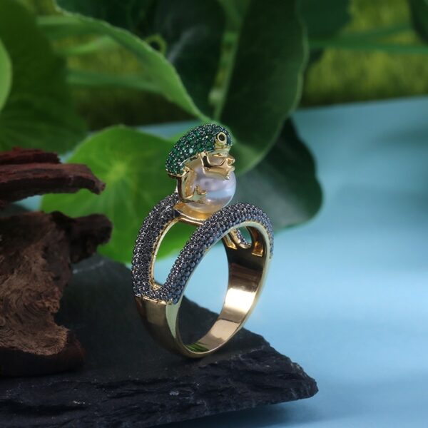 Cute Jumping Frog Shaped Fancy Rings  4