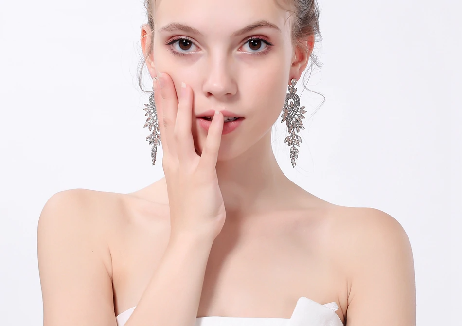 Luxury Leaves Long Drop Earrings Crystal Dangle Wedding Earrings