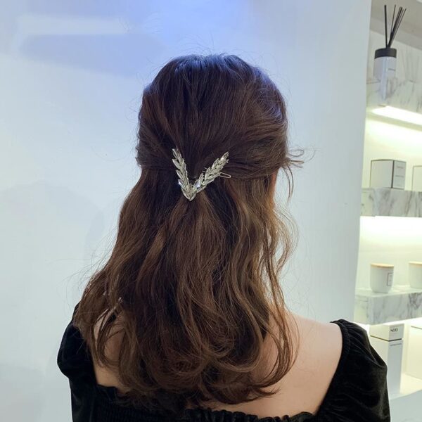 Crystal Hair Clip Korean V Shape Buckle Hairpin 3