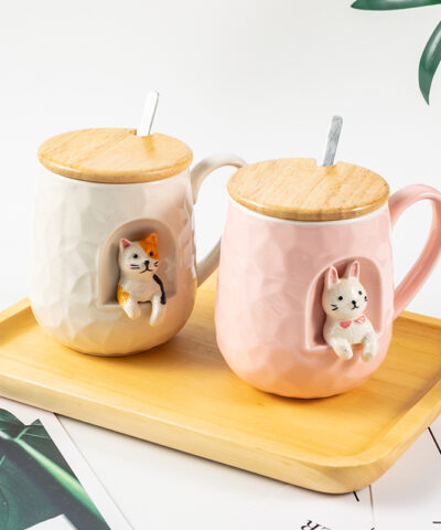 Cute Animal Relief Ceramic Mug With Lid and Spoon