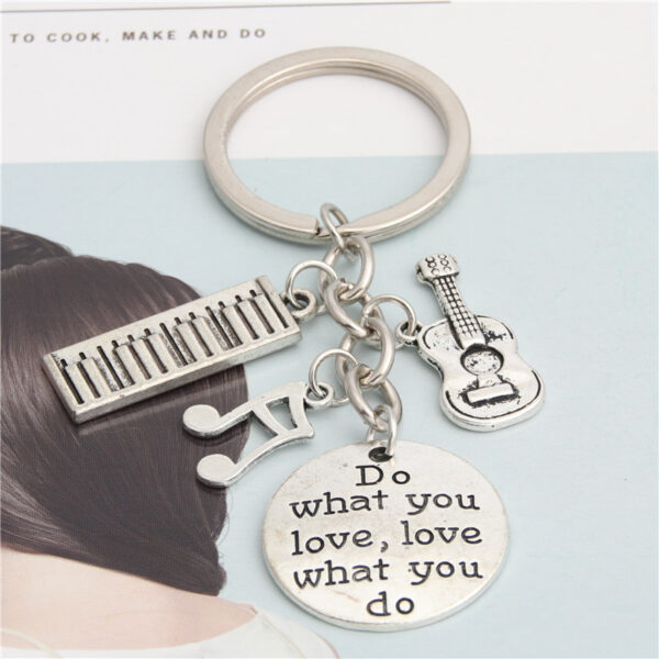 Piano Keychain Musical Keyring Gift for Teacher 4